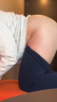 Paying for Pizza with Pussy. I Let the Young Driver Creampie