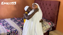 Emris53: Hijab cadela ama um pau monstro