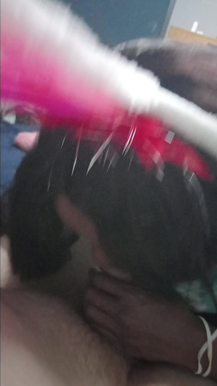 hothouse18xxx: Minúscula smal pau chupando por princesa negra