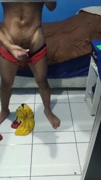 Cumming in the Mirror