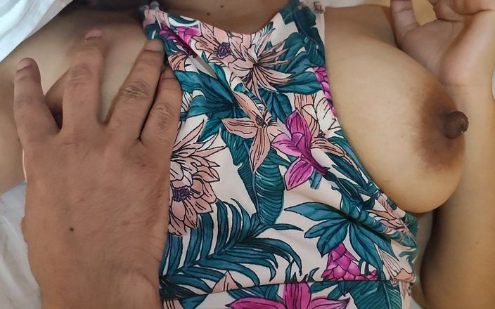 Nepalii: Sâni sexy și cur sexy cu corp perfect