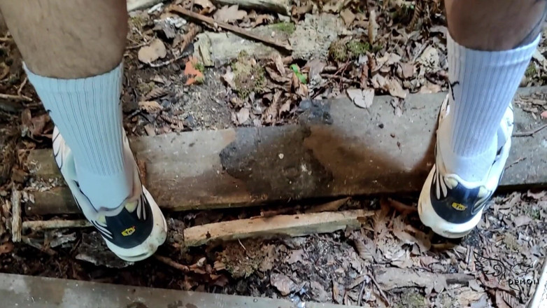 Ridley Dovarez | Gaysight: Nils se junta a Tex na floresta para uma foda...