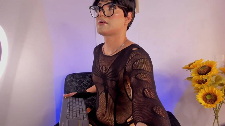 KenPrince: Femboy Ken Sissy Se Chová Jako Špička a Tančí Pro Tebe...