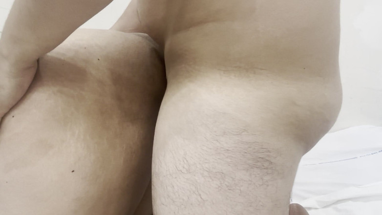 Miasexy: Chồng ra nước ngoài
