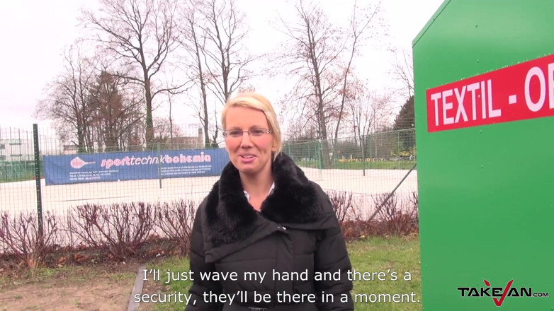 Take Van: Dzika nauczycielka MILF dostaje nasienie pokryte jej cipkę
