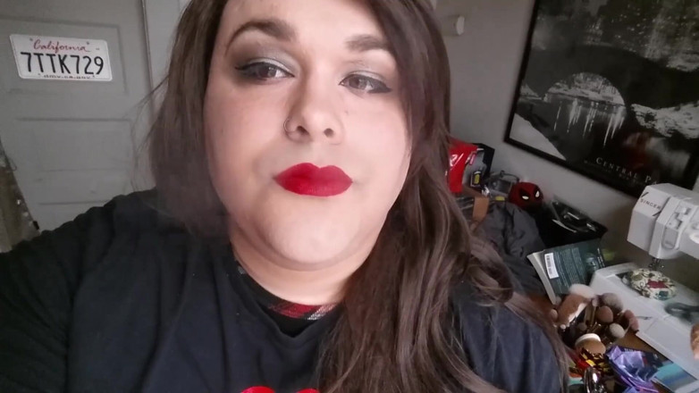 Miss Alina Paige: Trans Cutie Smoking (non-nude)