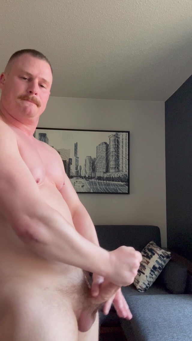 Hotel Busting a Load (Jordi Massive)