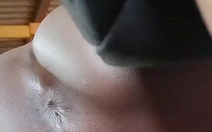 HaitiKing7: Ich wurde fast erwischt, als ich mich nackt an ort...