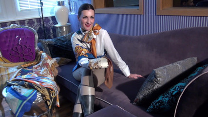 Lady Victoria Valente: 실크 스카프 파라다이스