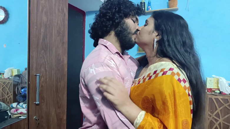 Vaigavarun45: Vaishnavy und Sharun raj