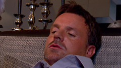 We love fucking XXX: O fute pe brunetă tare în fund