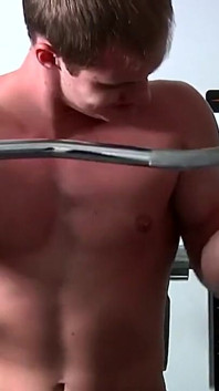 Men-Gym Armăsari Tyler St.James, Tyler Andrews se răcească de la antrenament cu oral adânc în gât