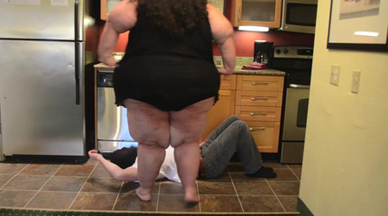 Full Weight Productions: Luna weigh-in and trample
