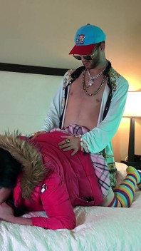 Rapper futând un efeminat sexy - compilație 1