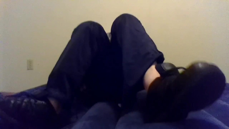 LilTaste: Playing with My Clit and Teasing My Nipple