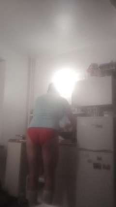 Ewropa: Sissy Muž v kuchyni