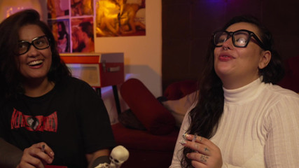 Gordelicias: Smoking Fetish! Two Hot Women Smoking and Talking About Their...