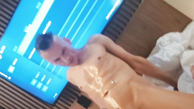 Kitolicious: Intense Blowjob in the Hotel for My Stud with Xl...