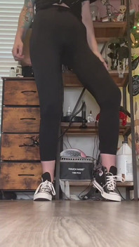 67 gigantas de tamaño 16 pies en talla 14 Converse