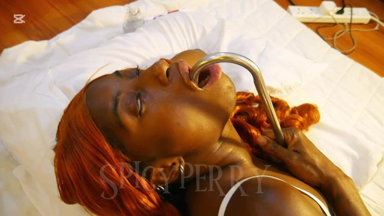 Spicyperry: Ebony Teen Trying Ass Hook for the First Time