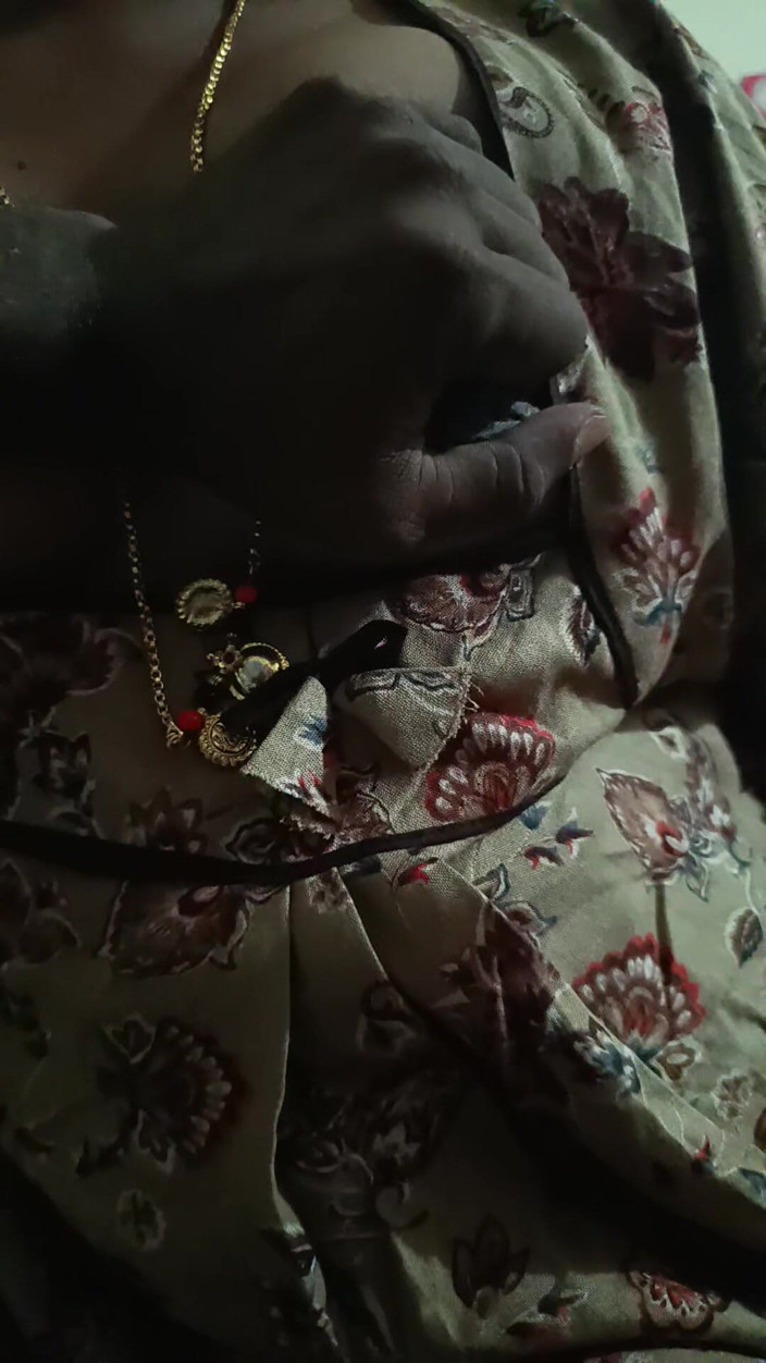 Desigirlsiri: Desi Indian Hot Stepmom Get Fuck Hard by Stepson with...