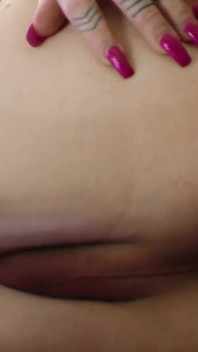 Der heißeste transstar annabelle Lane bearbeitet ihren süßen rosa trans-schwanz