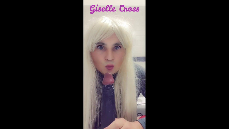 Giselle Cross: Addestramento con gola profonda con dildo bbc