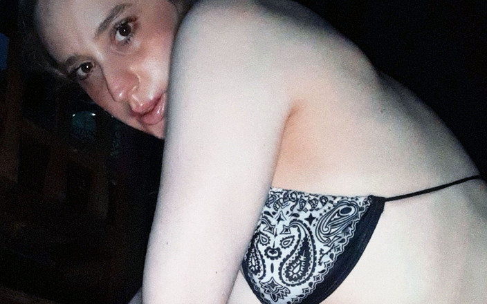 missgime: Dotýkám se sama sebe