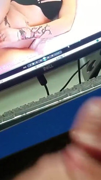 Tachinare la unele dintre videoclipurile mele preferate de Gracelynn.