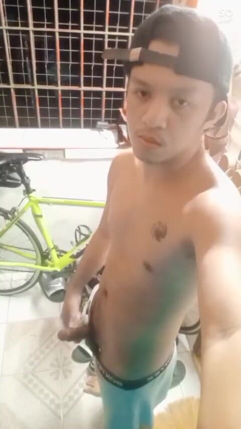 Rent A Gay Productions: Trai Châu Á twink sục cu ngoài trời