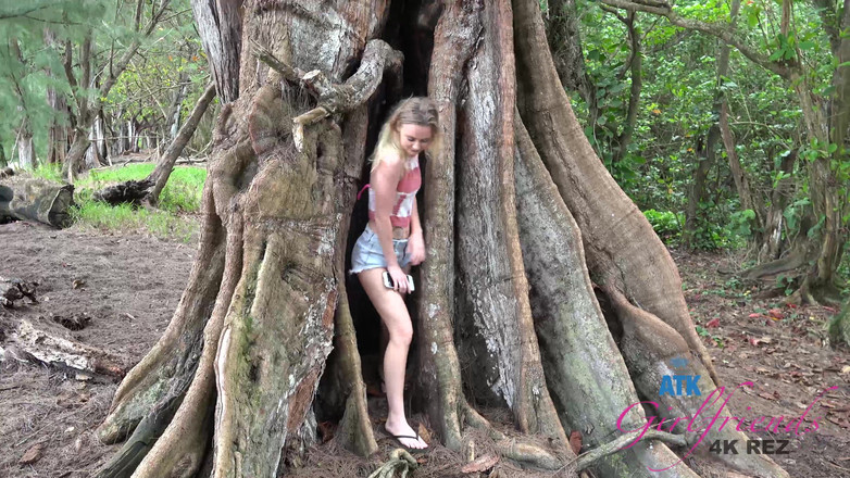 ATK Girlfriends: Kenzie te chupa y te hace correrte