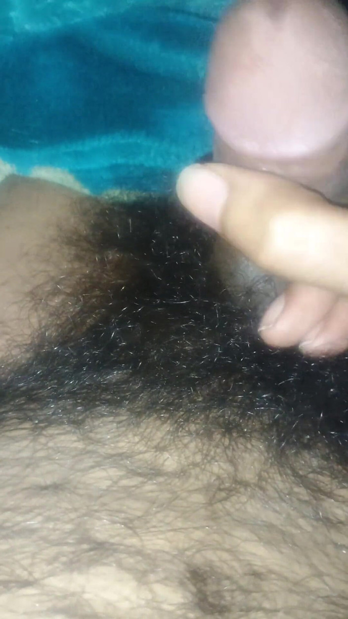 Hot_bobby: Un grosso cazzo tedesco si masturba