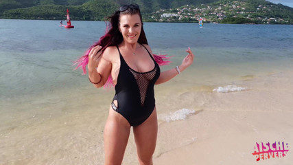 Aische Pervers: Pot să mă fut aici, pe plajă