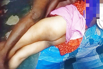 Priyanka314: Vidéo porno avec une tatie du village tamoule