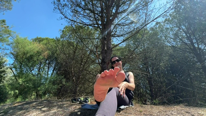 Bergami Melissa: Bersihkan Kaki Luar