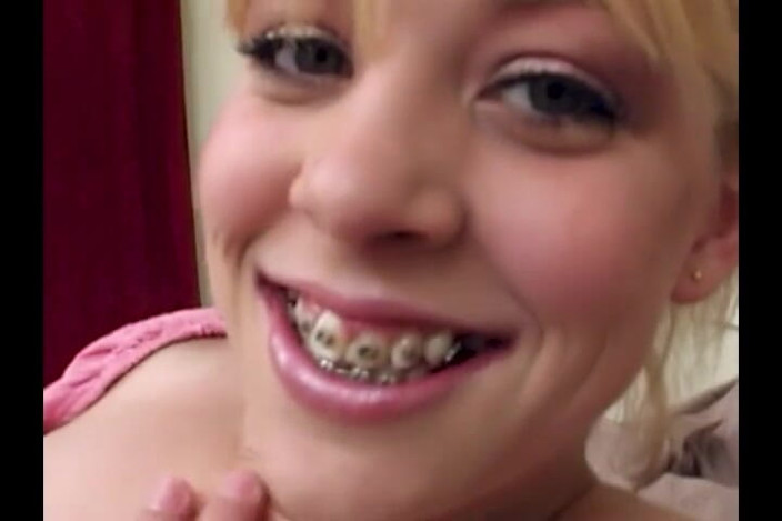 Top Web Models: Leah Luv, 19 ans, bagues - 4, compilation complète de facefuckats profonds en...