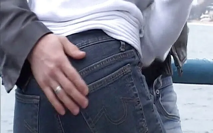 Cumming Soon: Blonde girl gives a dude handjob outdoors