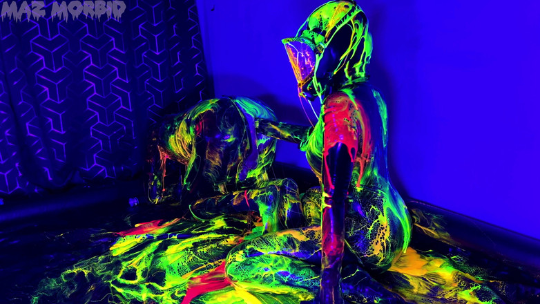 KinkyFemdomTV: Uv Wet und Messy Gimpy Doppelfisting 4K mit Patricia