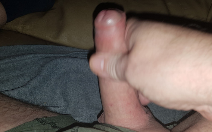 Pellefnatt: Leží na gauči a honí mě, dokud tak dobrá šťáva nevyjde