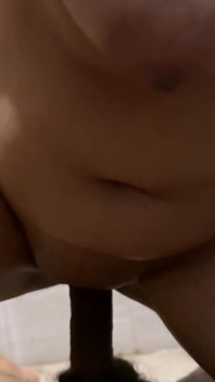Tvrdě šukám manželku mého nejlepšího přítele Saaru Bhabhi, celé hindské video