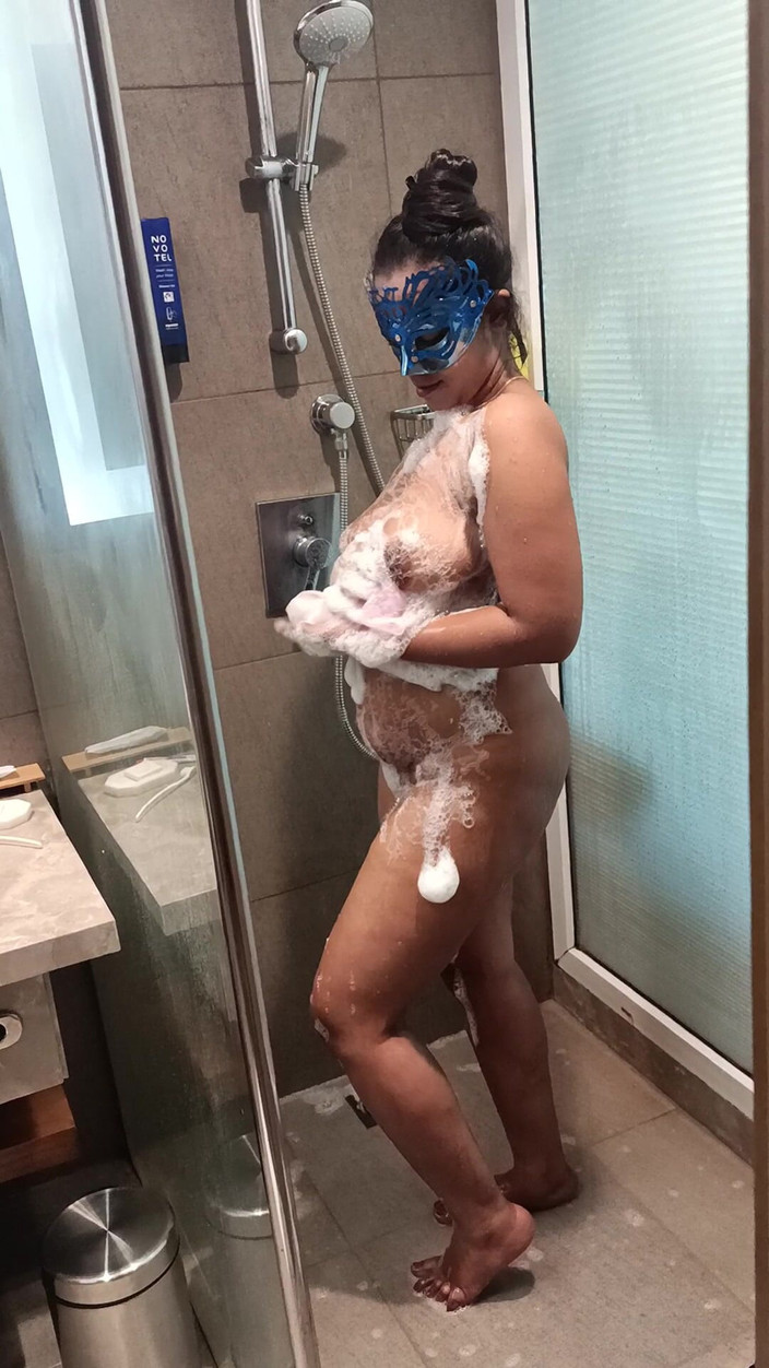 Spandana_Sweety: 스판다나 샤워 쇼