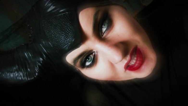 Goddess Celine: Wrogi