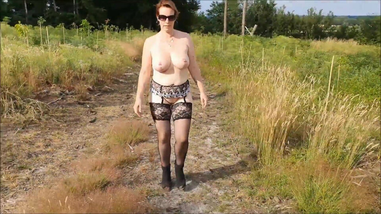 UserBitch1: Na floresta