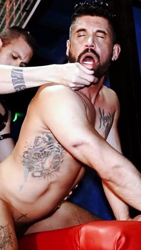 Uncut Stepdaddy Fucking Bearded Hunk Bareback at Cruising Club