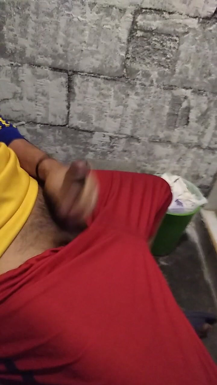 AlexAlejandro13: 舌を突き出すのが好きだから、とても上手に遊べる