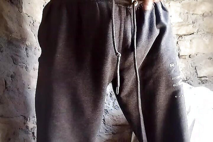 Gangbang straight: Dark Stuff XXX