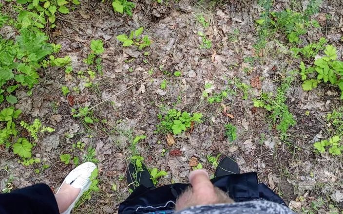Zona901: La suocera succhia il mio cazzo in un parco e...