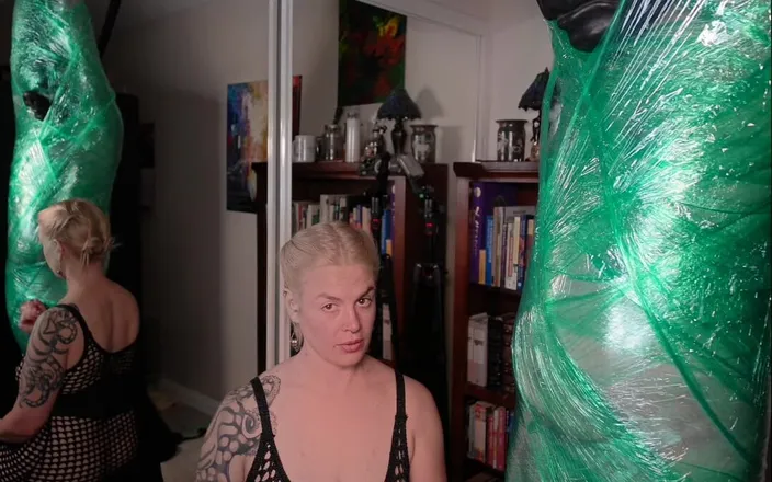 Hecate Reigns: Mummified Sissy Edged to Birth My Alien Spider Eggs