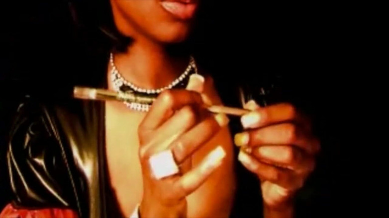 The Goddess Simone: Aplicare de ruj 4 meu efeminat