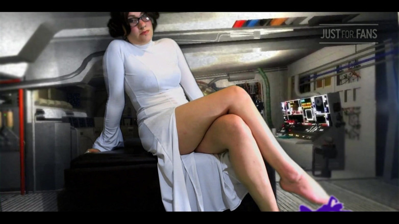 FondaDix: Vault Release: Royal Leg Tease